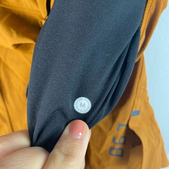 Lululemon License to Train Linerless Short 7" - Picture 8 of 9